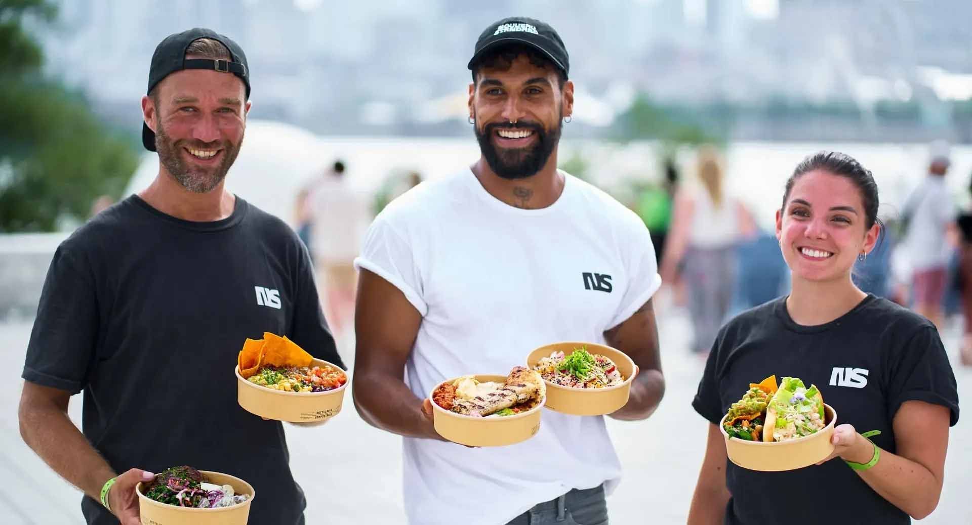 Image de remplacement représentant une forme de montagne avec un cercle au-dessus, le tout dans des tons de gris.