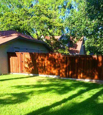 Fence Maintenance Tips for Fort Worth Homeowners 