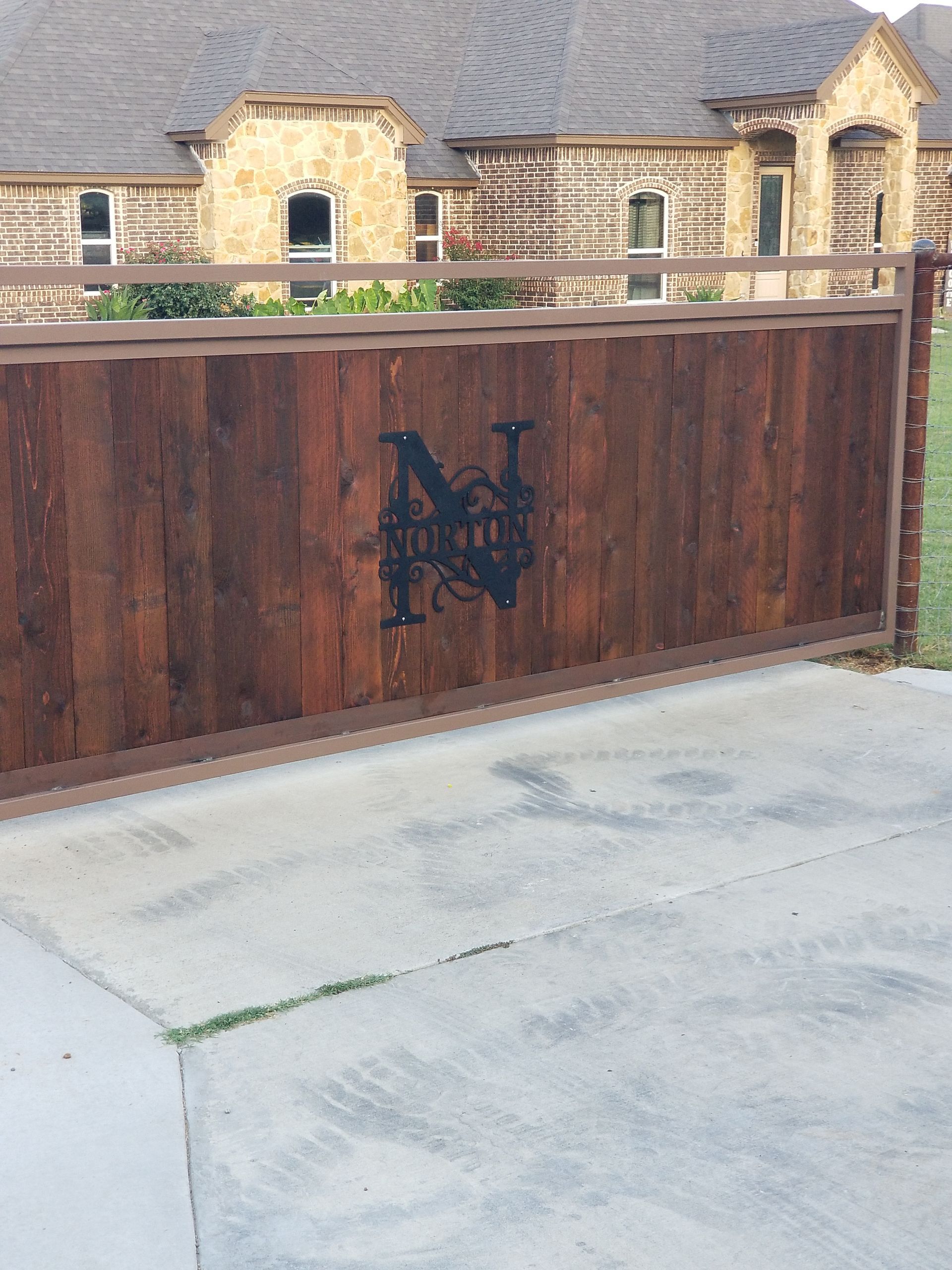 cedar wood entry gate