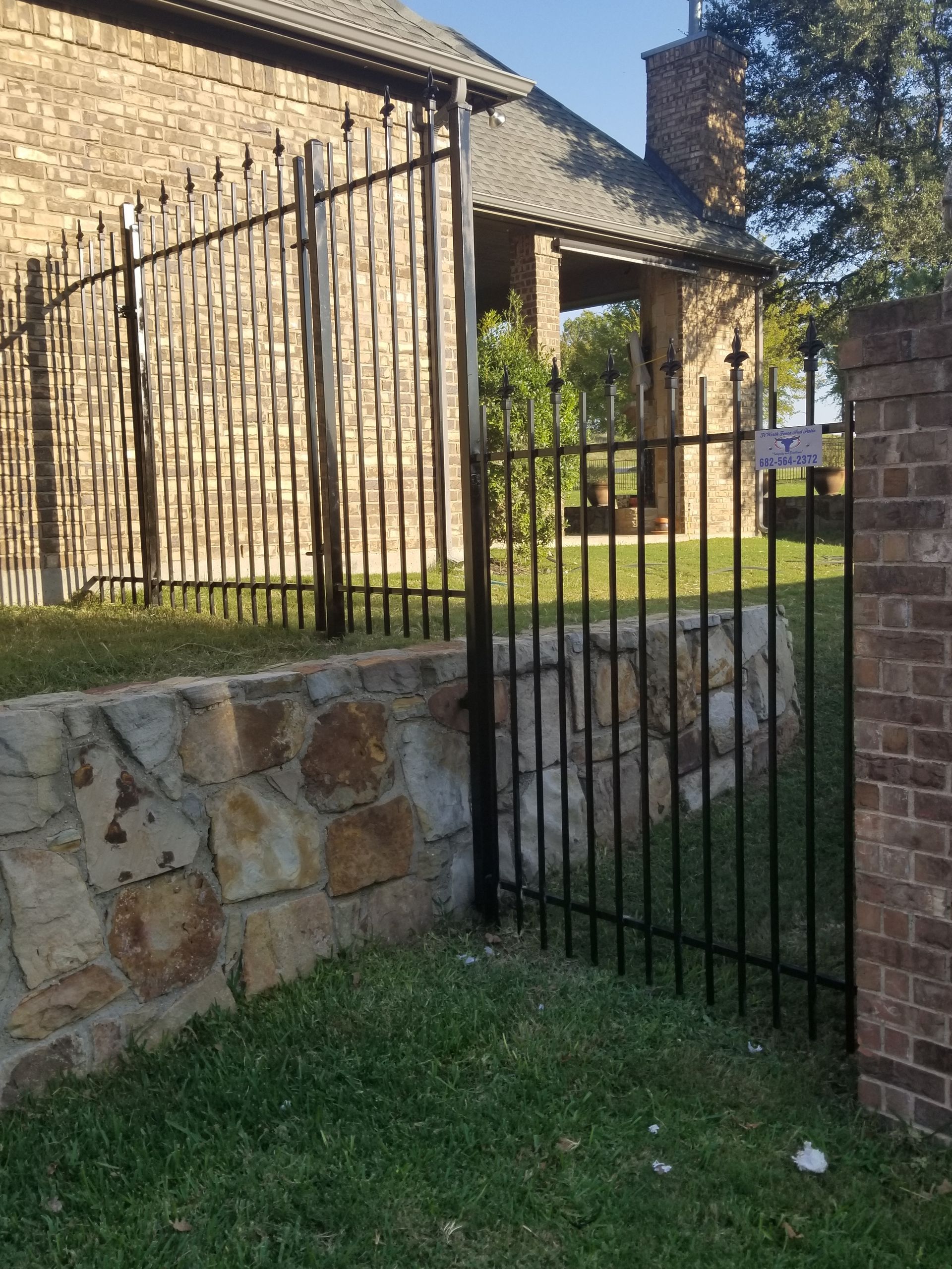 Iron fence with finials 5ft tall black
