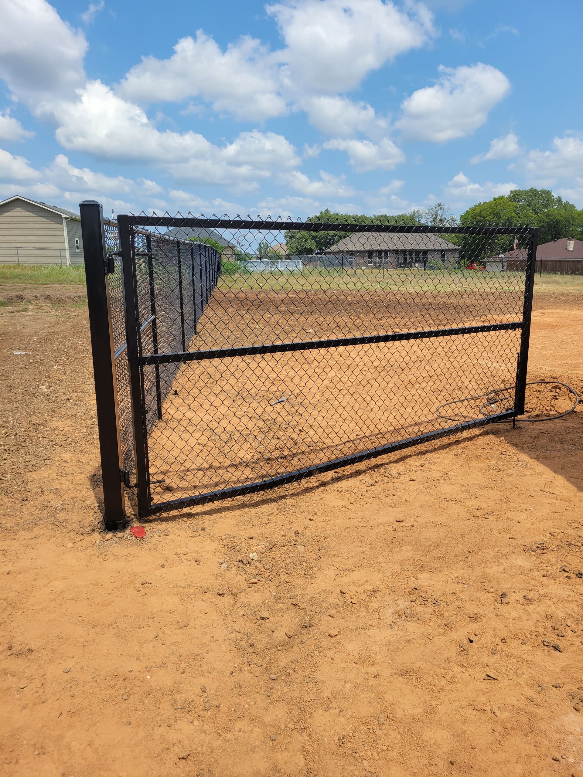 Chain link gate