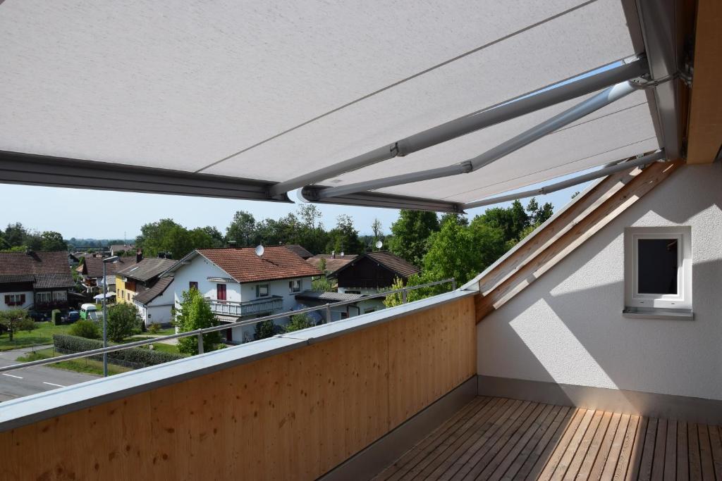 Terrasse mit Sonnenschutz