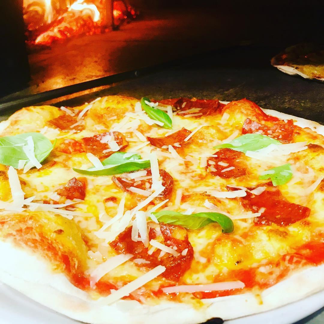 consegna a domicilio pizza margherita pizzeria Origine Sarzana