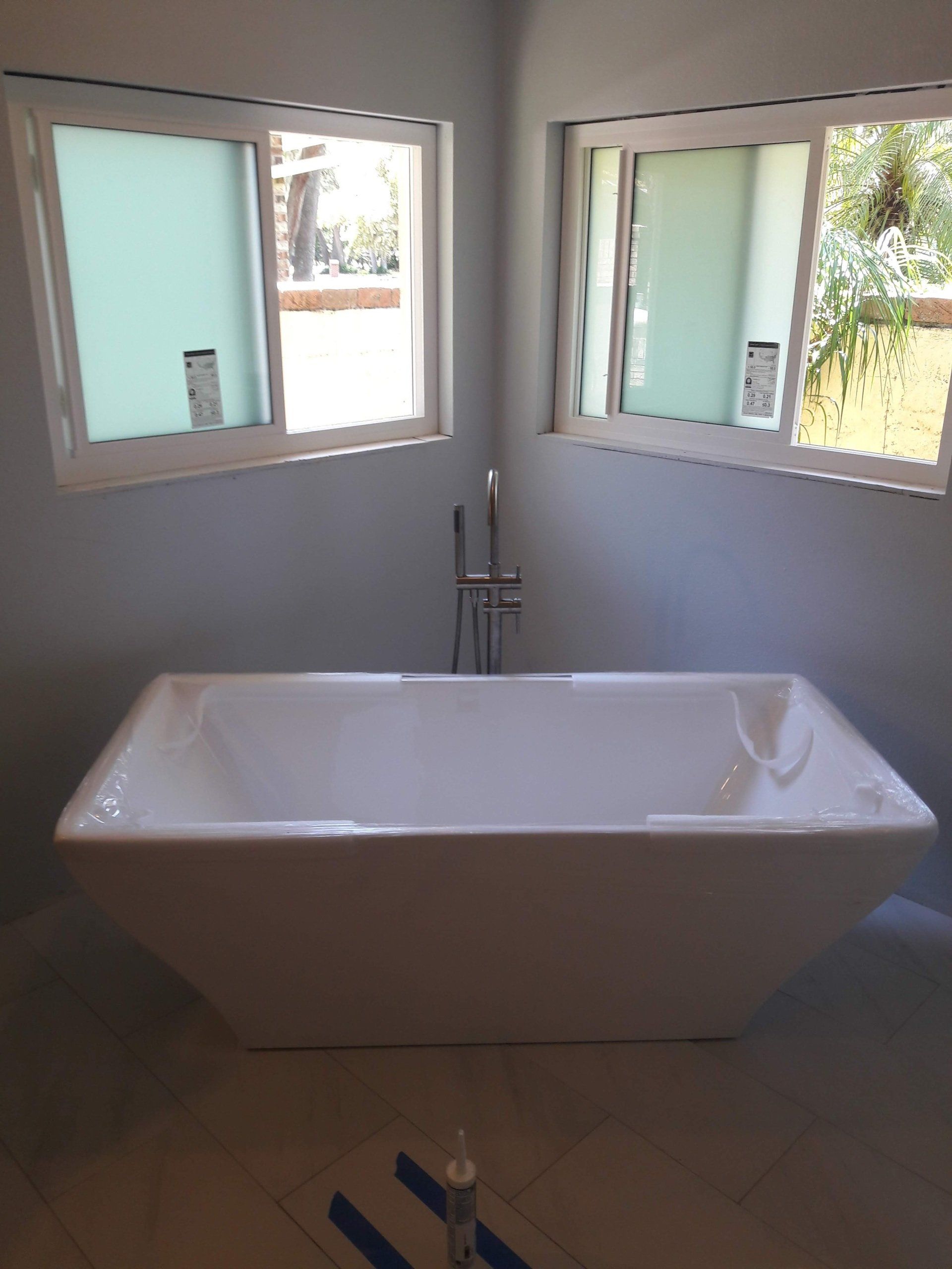 tub installation| Land O Lakes, FL