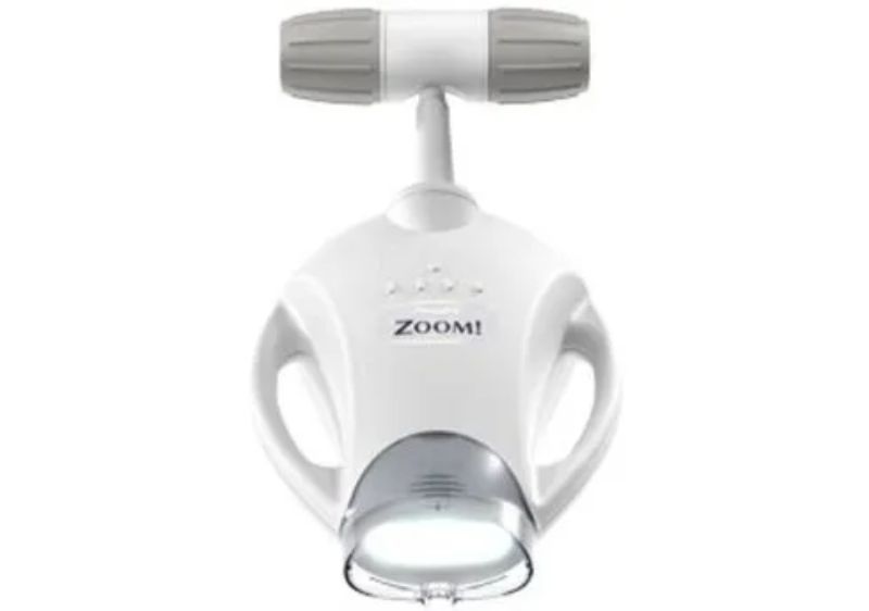 macchinario tecnologico per la cura dentale