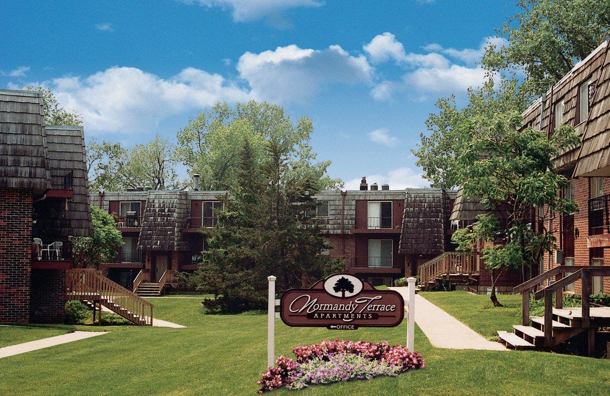 normandy terrace sign and exterior