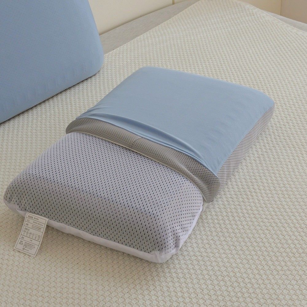 【Royal Wings】MIT台灣精製 千禧晶冰枕 / 冷凝冰晶枕 / 皇家涼感釋壓記憶枕