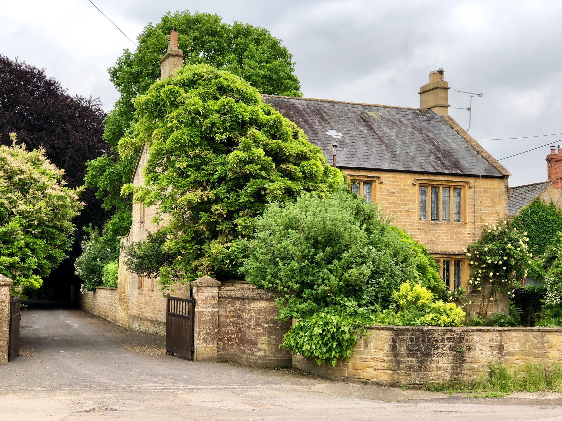 Slate roof - Cotswolds
