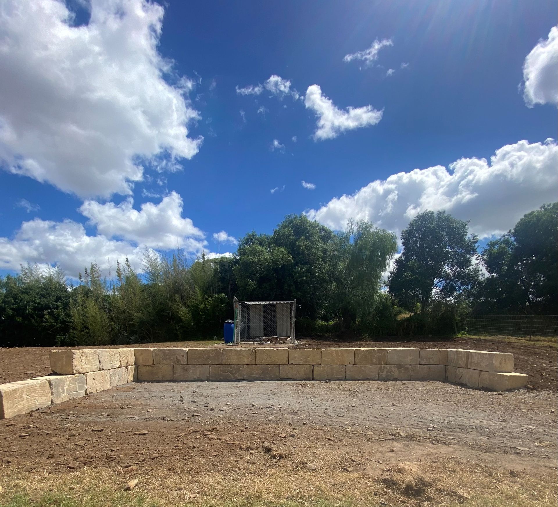 Sandstone retaining wall