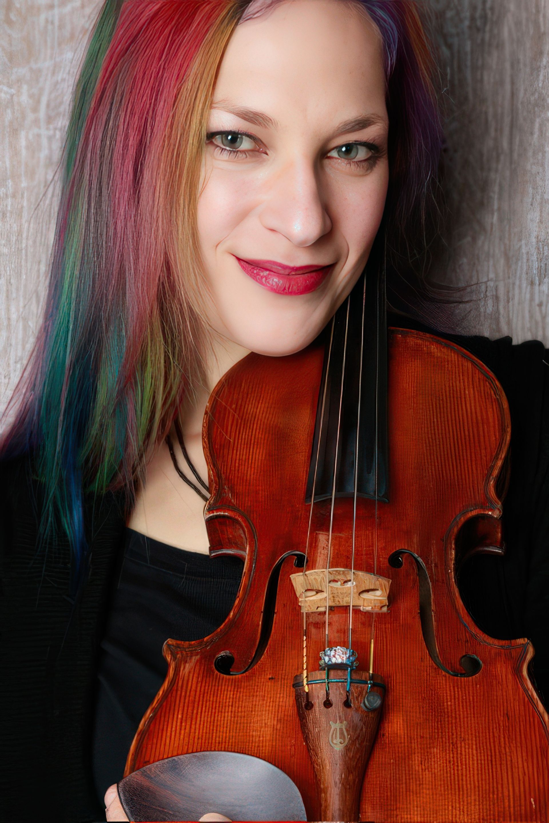 Courtney Lebauer, Violin