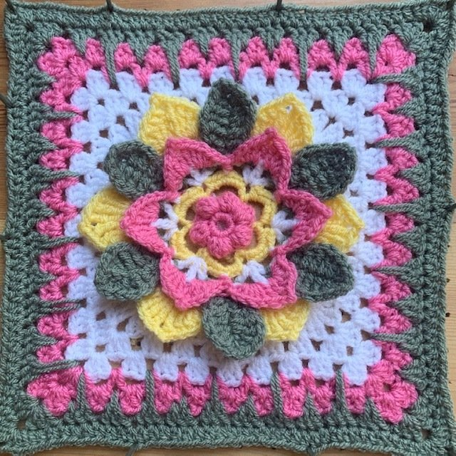 3d flower granny square free pattern
