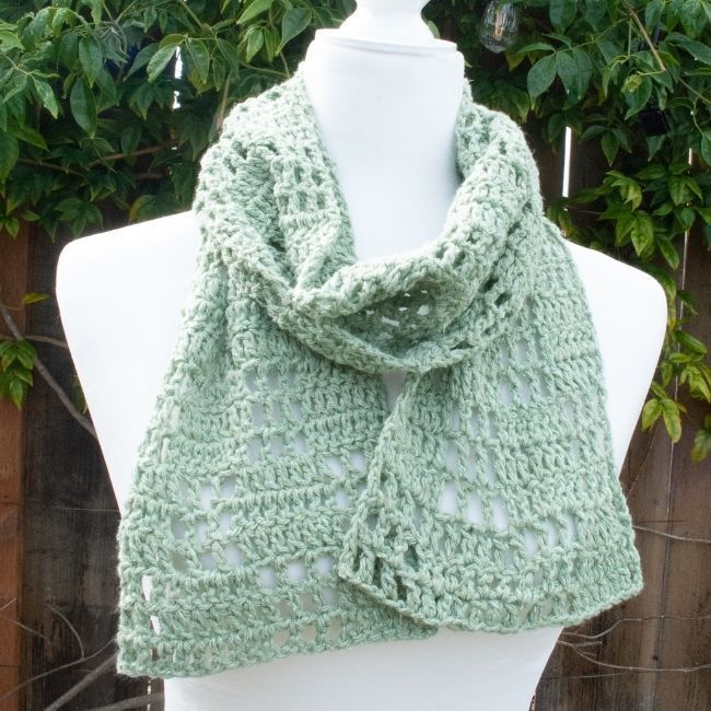 Crochet filet scarf pattern