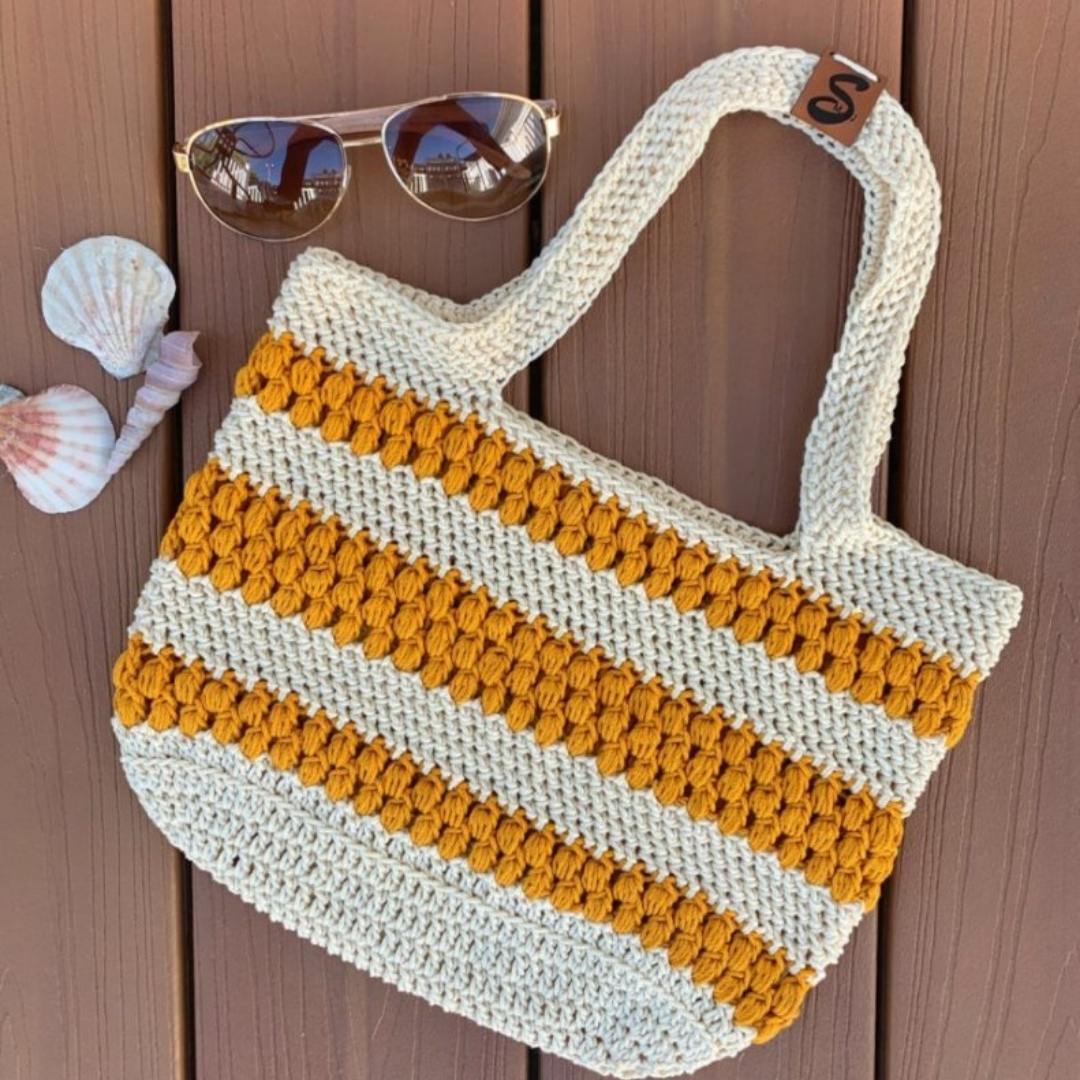 Beginner crochet clutch bag pattern
