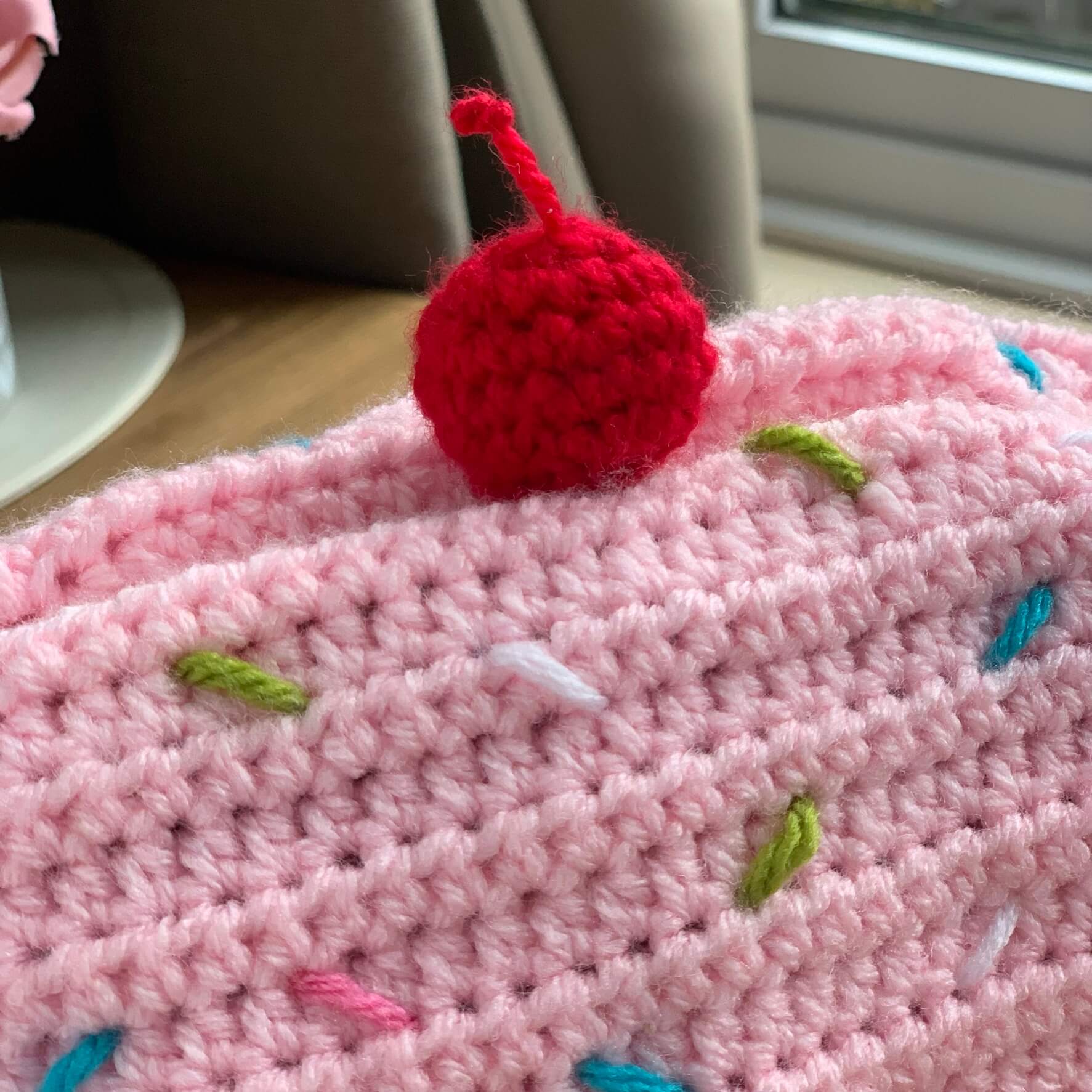Crochet Cupcake tea pot cosy