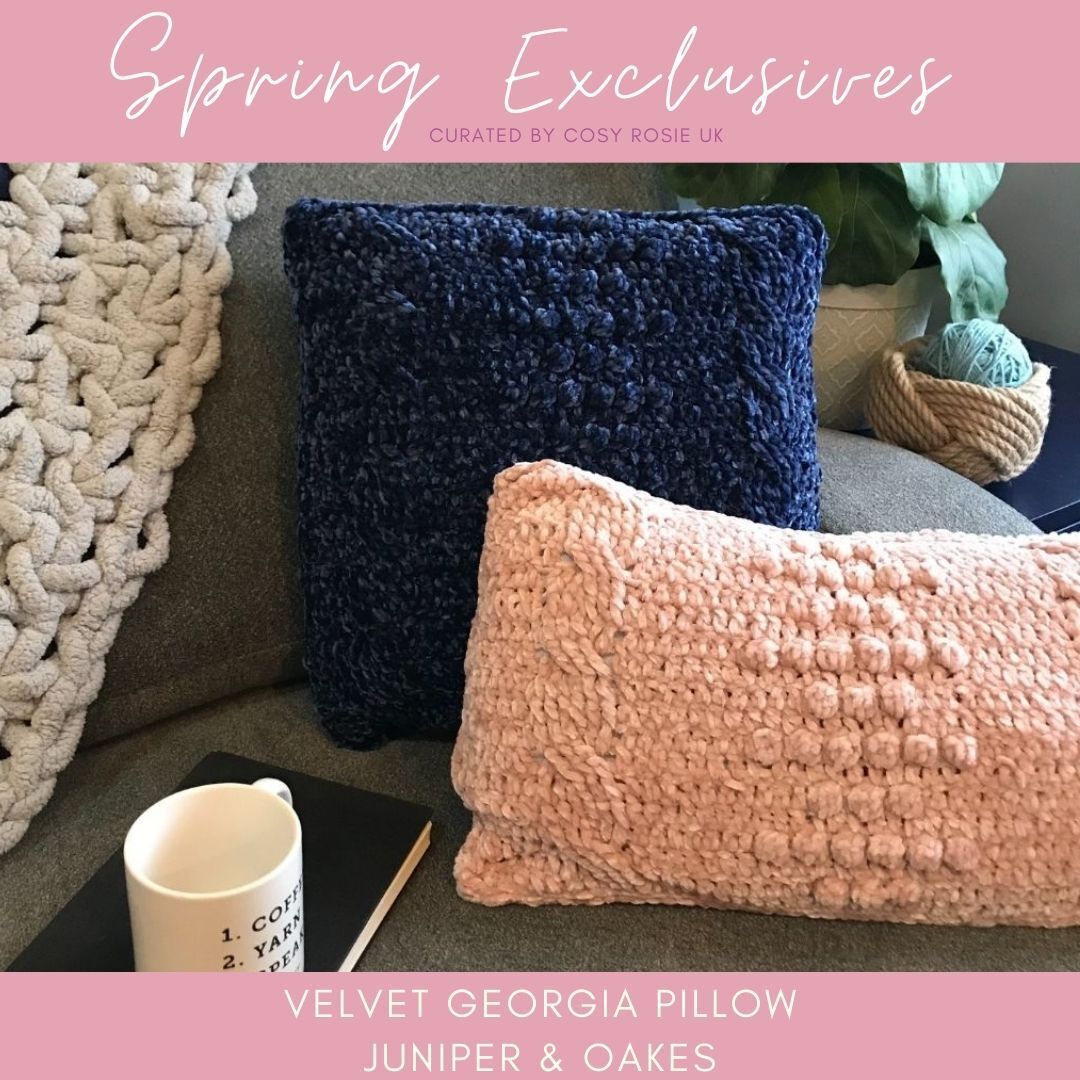 Crochet velvet cushion cover