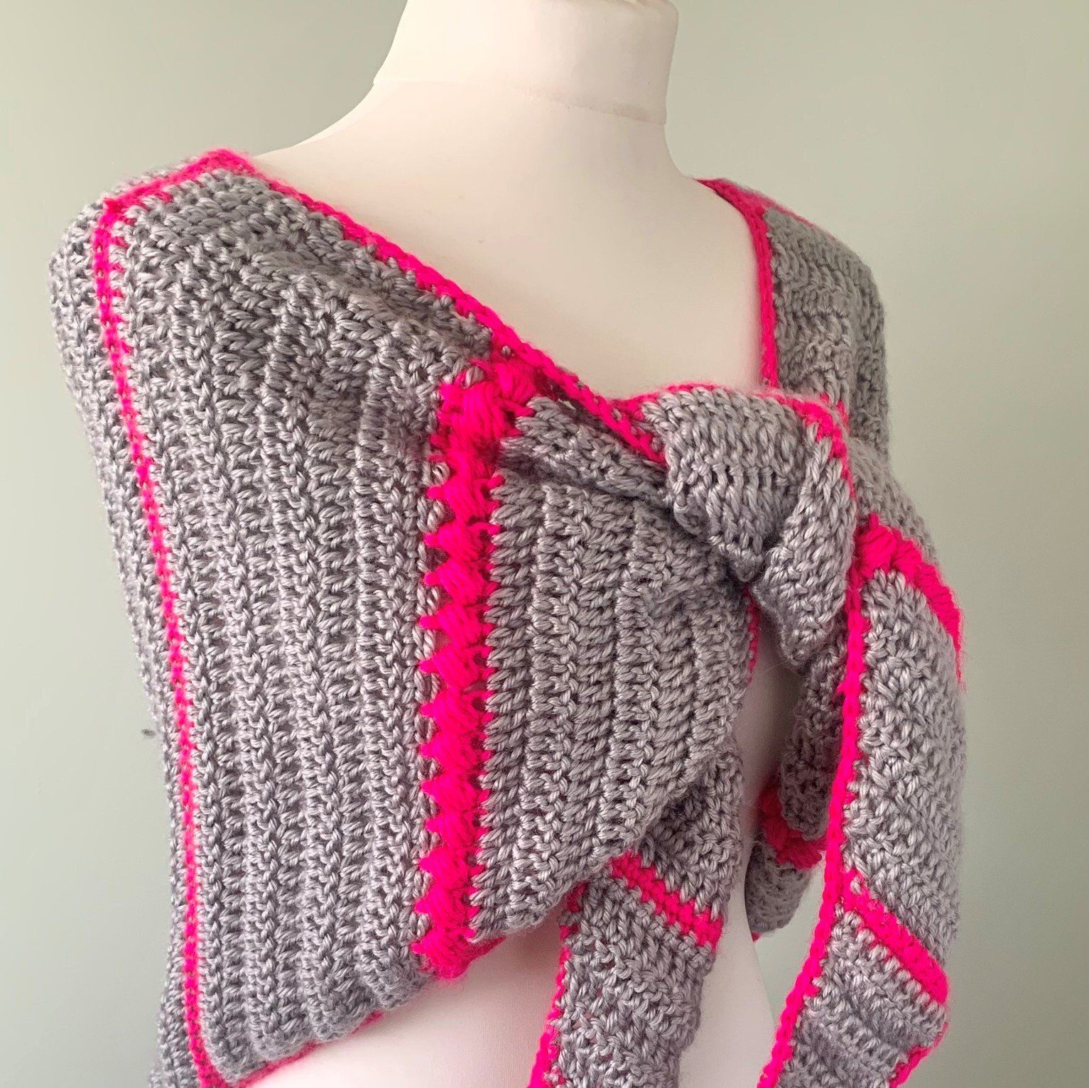 How to crochet a triangle shawl