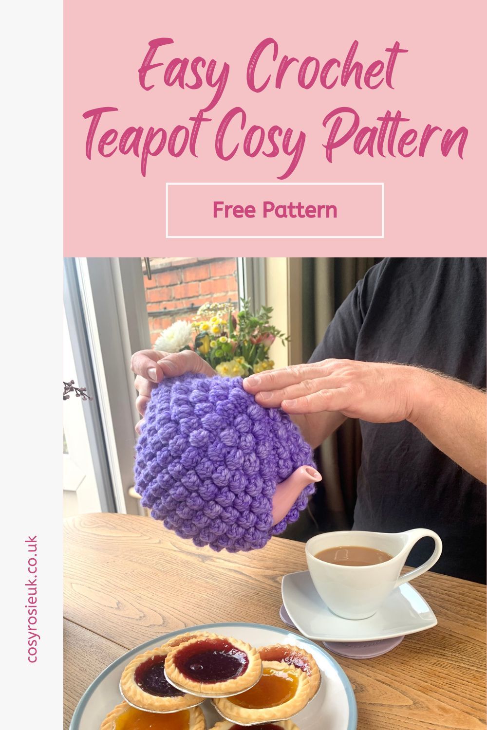 Free Crochet Teapot Cozy Pattern with chunky yarn