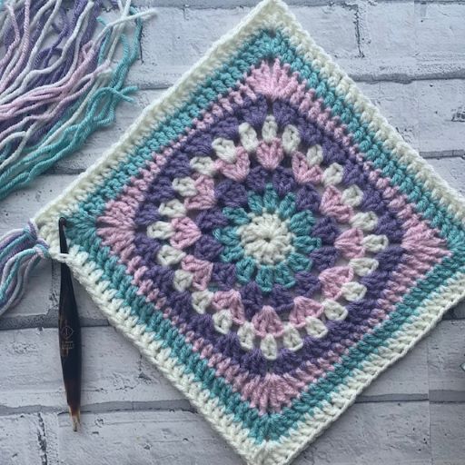 Pastel colour Granny Circle to Square Wall Free Hanging Pattern