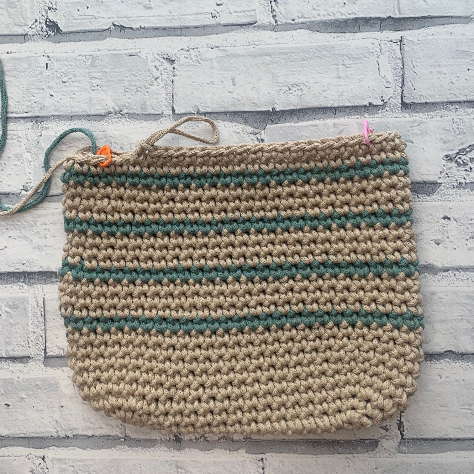 Easy Sturdy Crochet Crossbody Bag Pattern for beginners