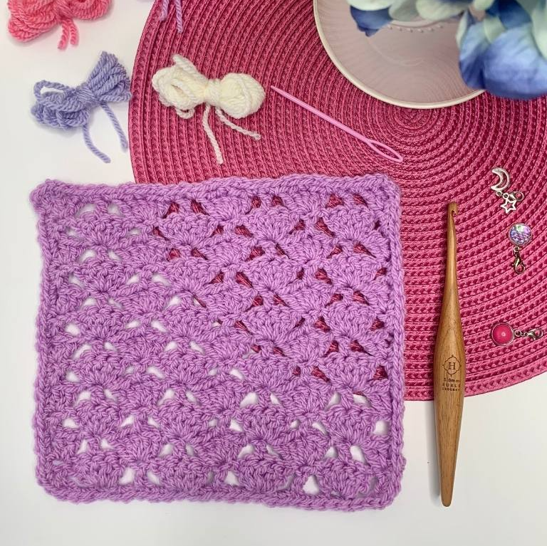 Linked Shell Granny Square Pattern