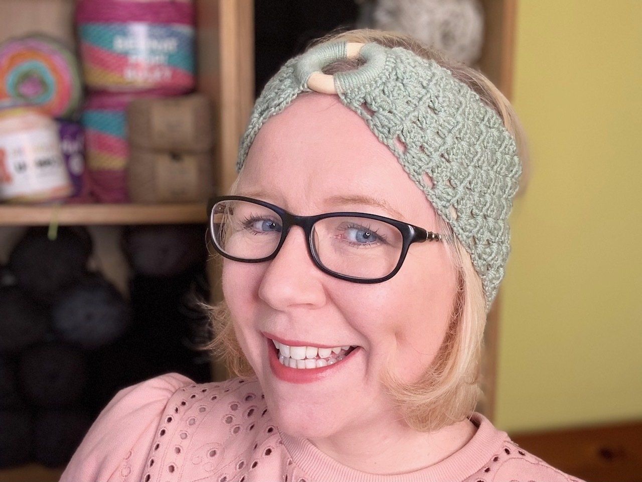 Spring Crochet headband Pattern