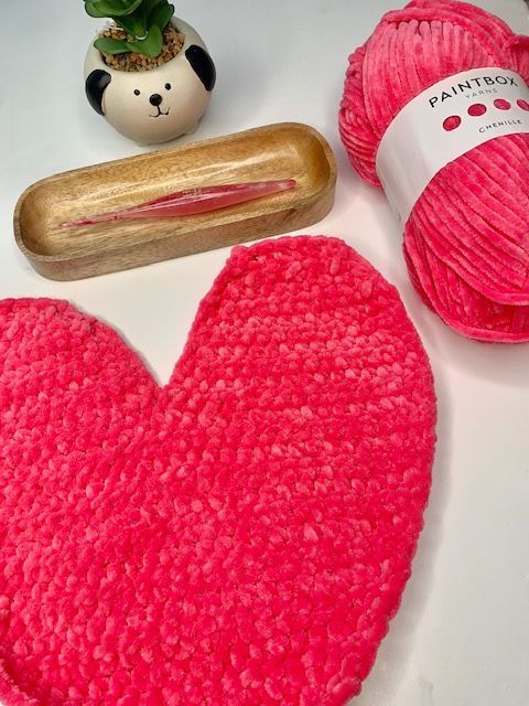 crochet heart pillow in chenille yarn