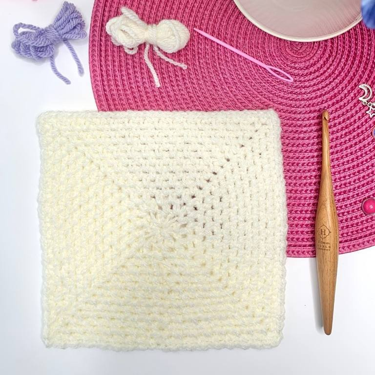 How to crochet the linen stitch in the round granny square