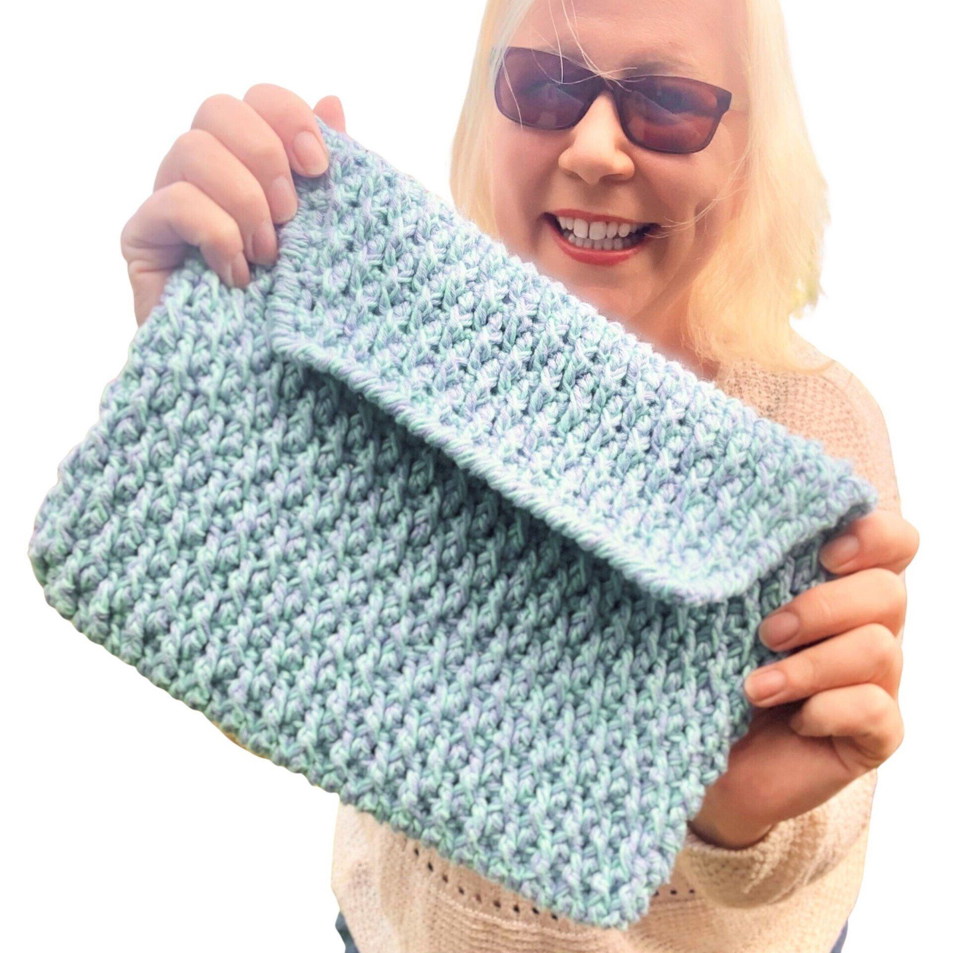 Crochetkari: Crochet Chevron Tulip Bag Free Pattern