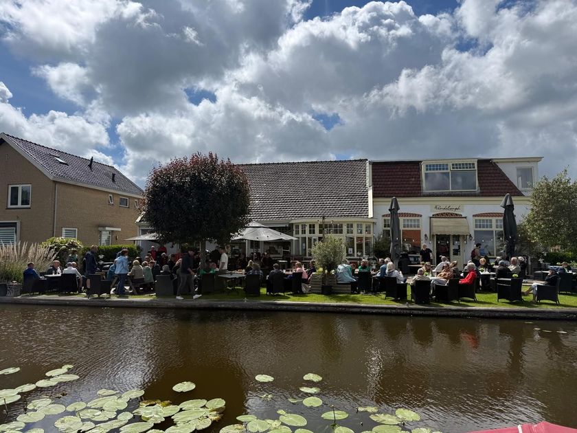 Vooraanzicht Paerdeburgh