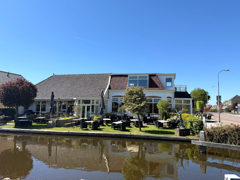 Vooraanzicht Paerdeburgh