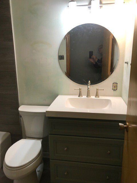 Circular Mirror — Greensburg, PA — Ruggiero Kitchen, Bath & Flooring Design Studio