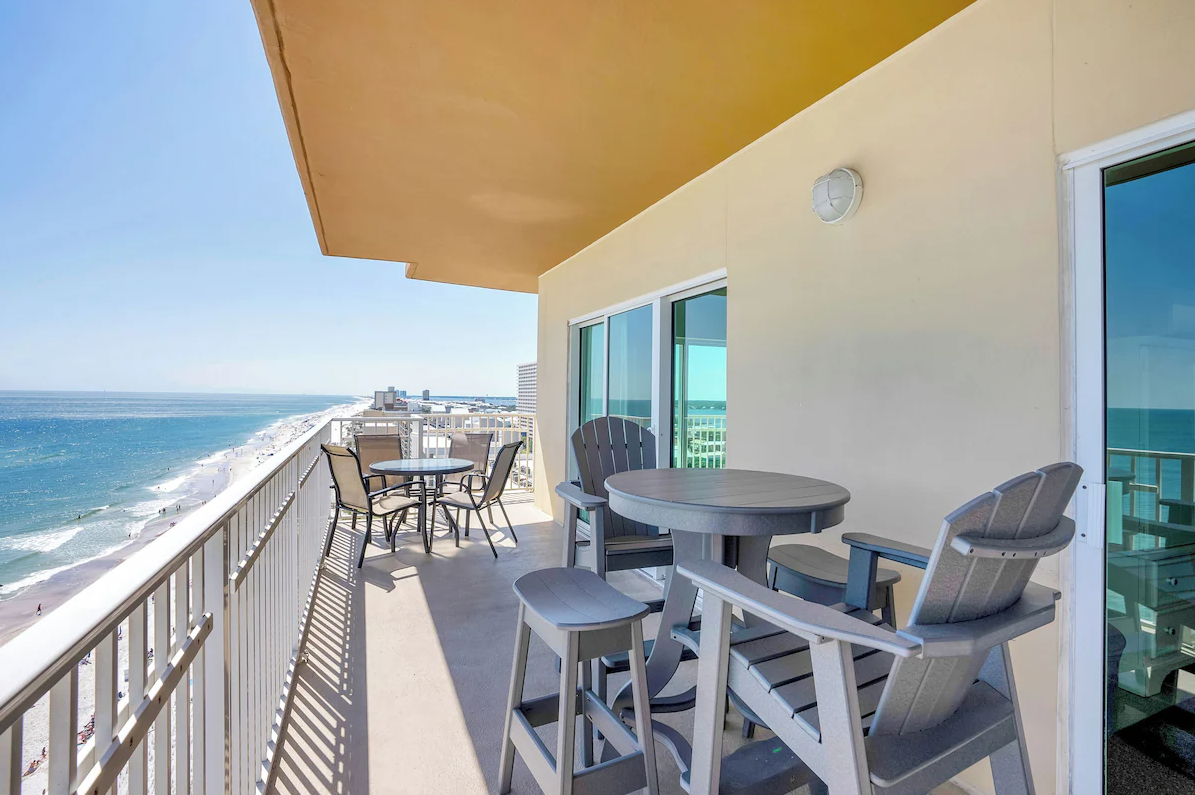 Beach balcony 