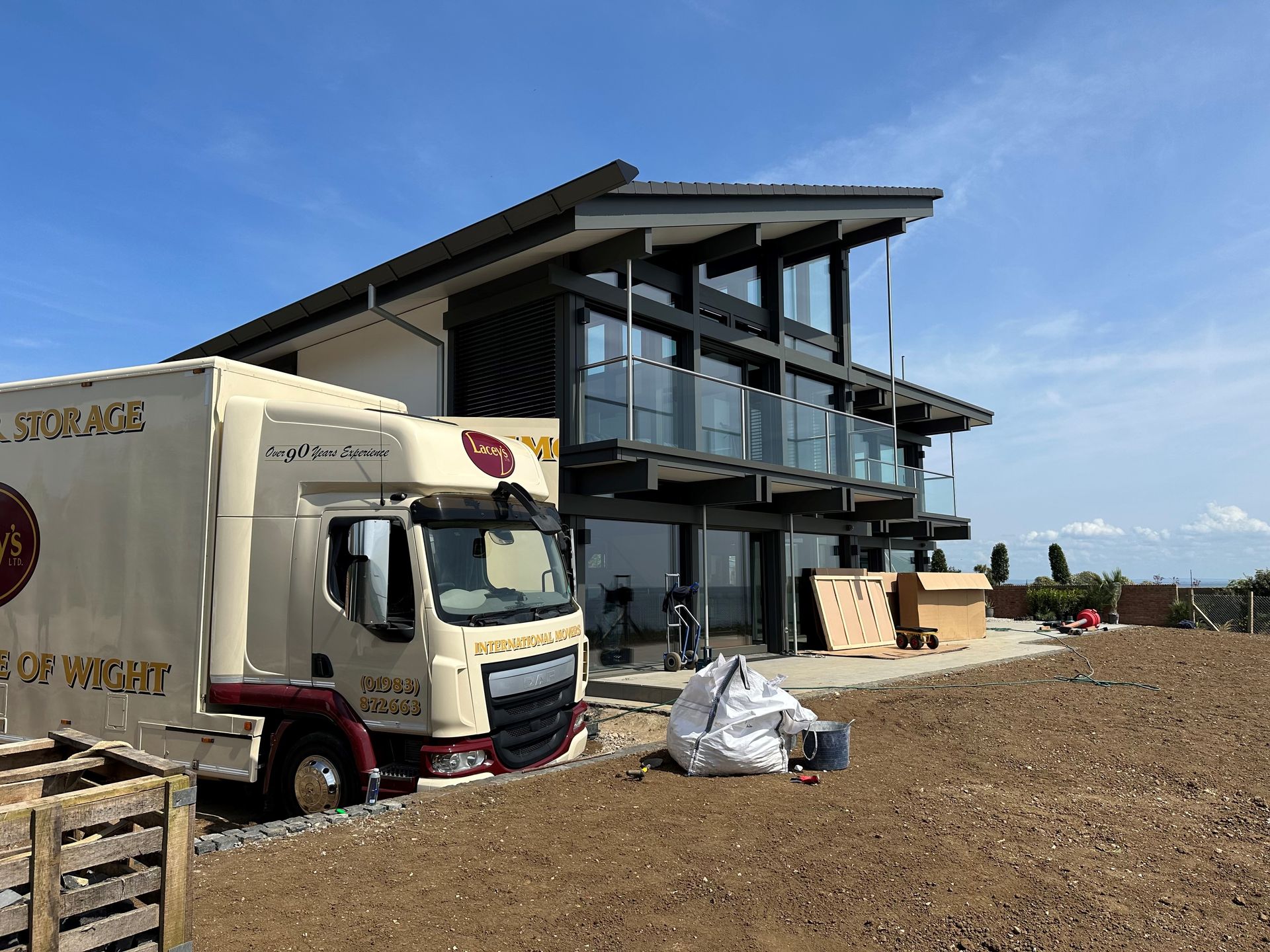 An image of an Isle of Wight removal by Laceys Removals 