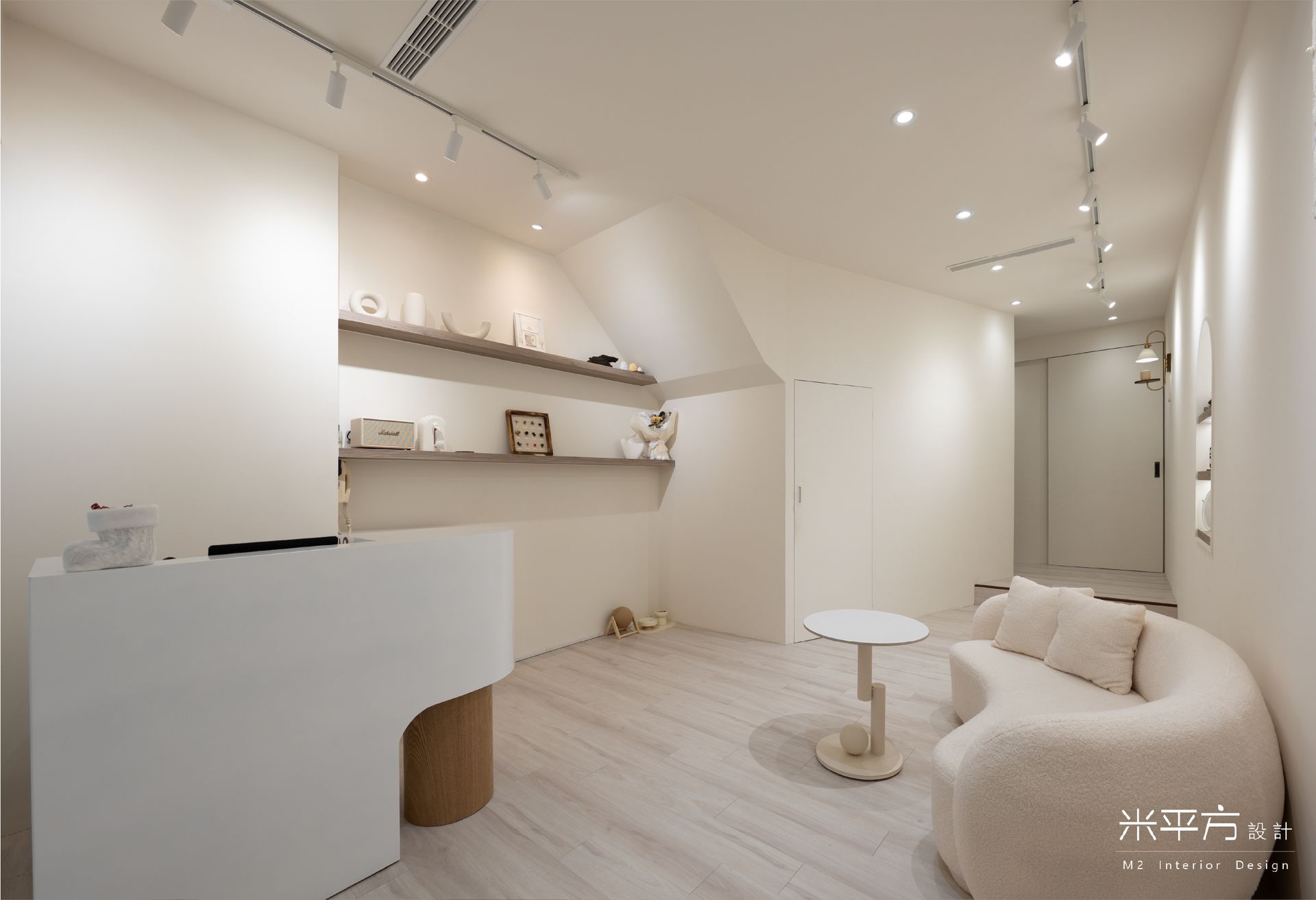 Auni Salon 奧倪美學|霧眉沙龍|手繪美甲|米平方空間設計 - 台南店面設計 / 台南商業空間設計 / 霧眉工作室裝潢 / 美甲工作室裝潢