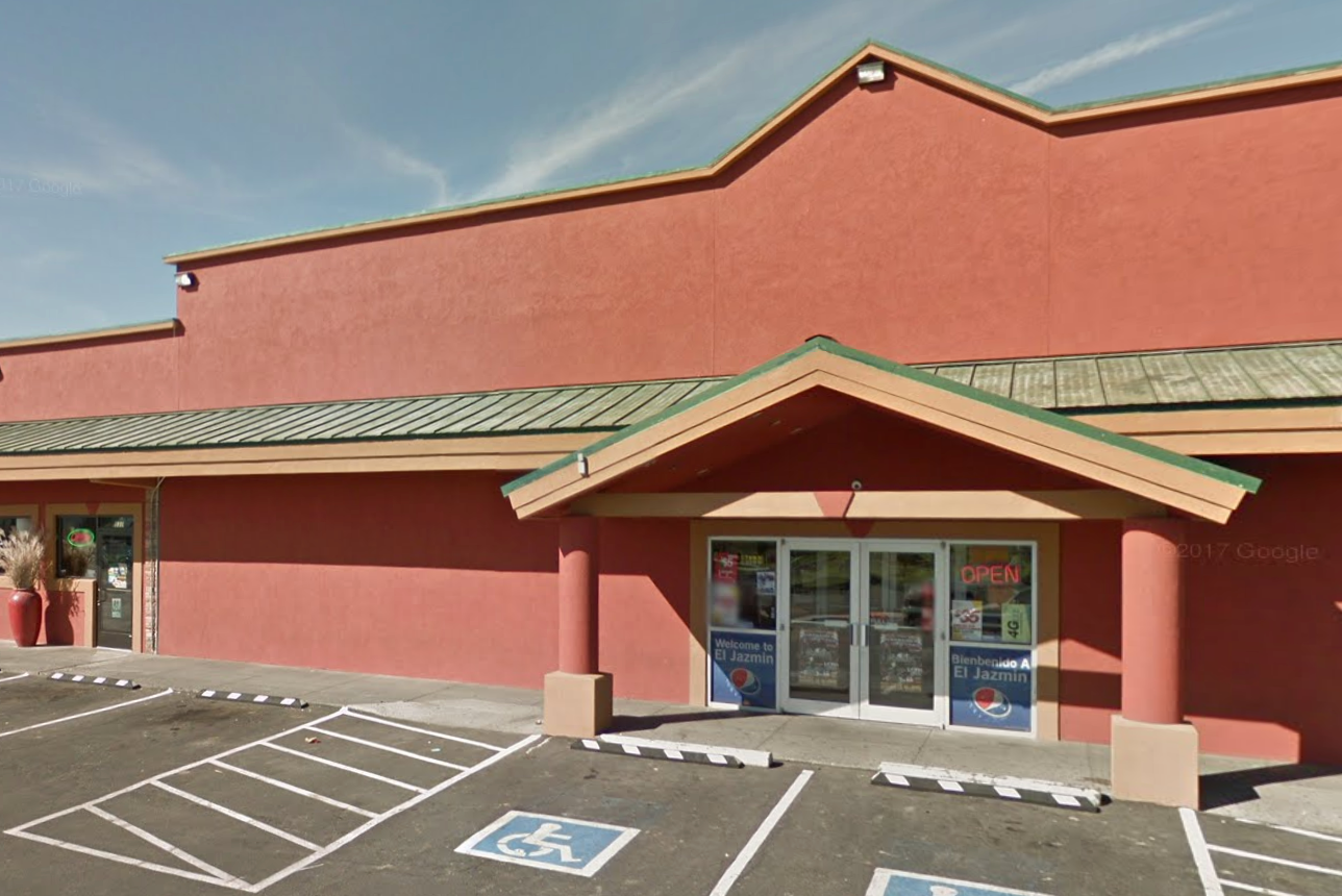 El Jazmin Market in Othello, Washington