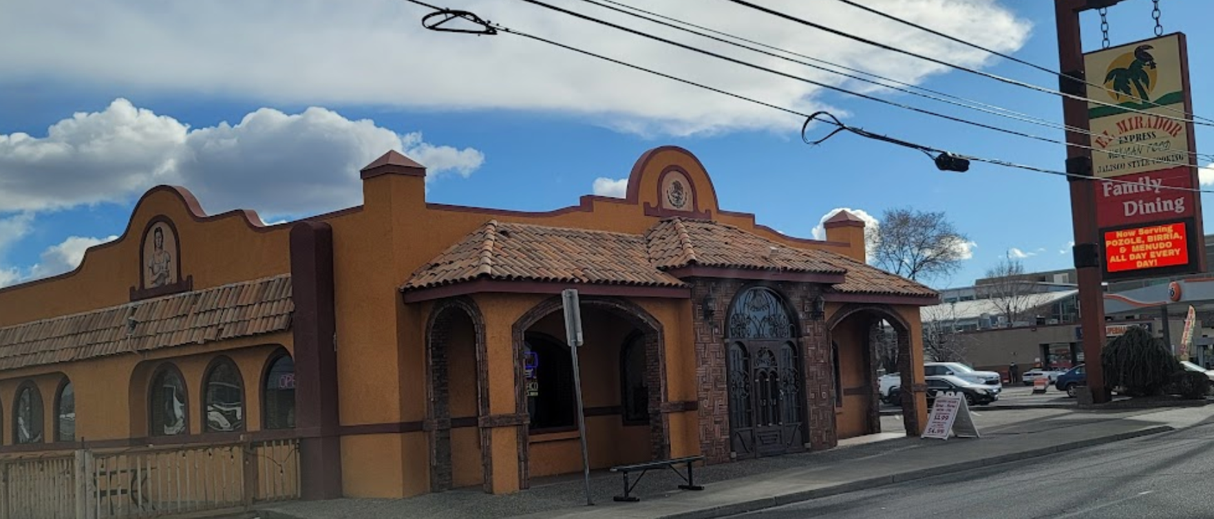 El Mirador in Yakima, Washington