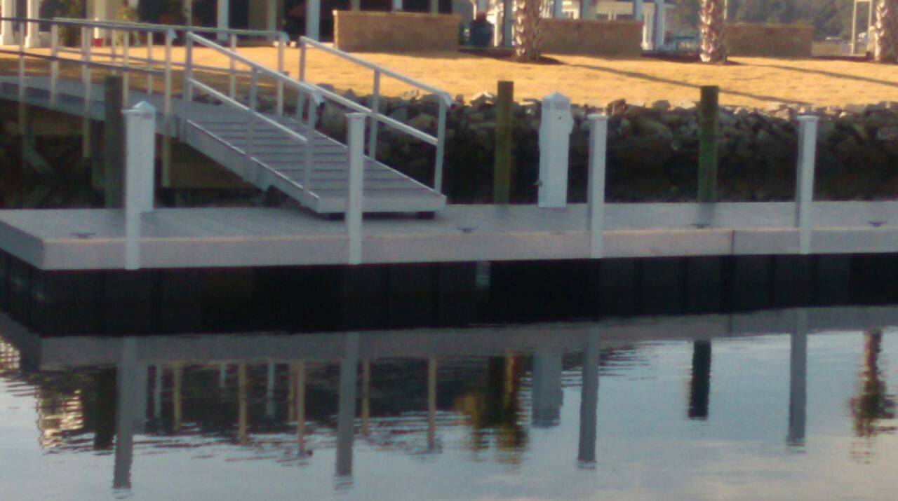 floating docks cover & backwater marine construction