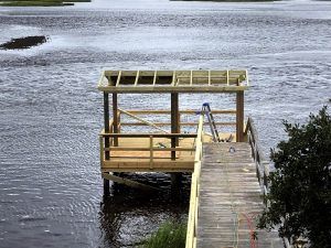 boat lift installation