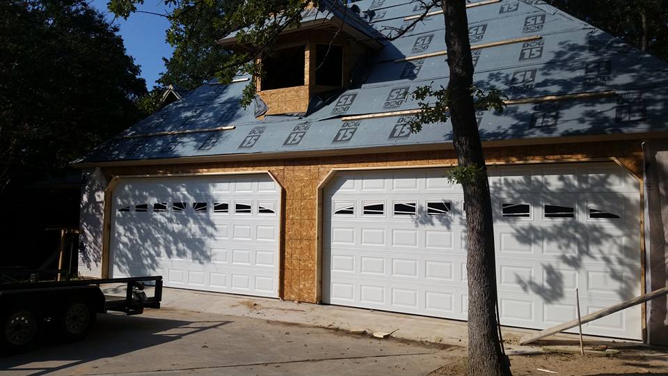 Garage Door Replacement - A Two Way Garage Door in Dallas/Fort Worth, TX
