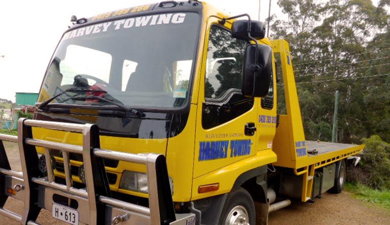 harvey towing services towing truck closeup