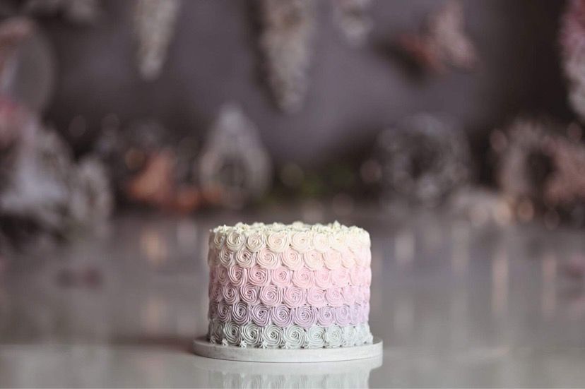 Mix It Up! Smash cakes: light color blue, green, purple, pink, yellow swirls cake