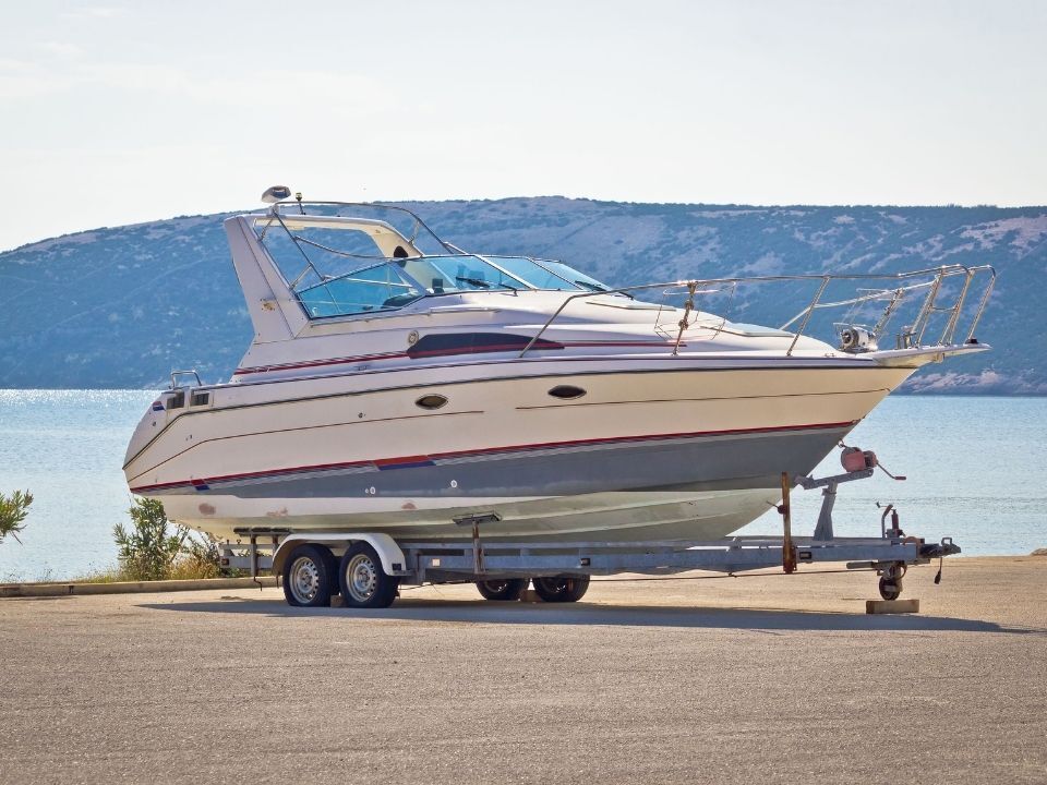 3 Reasons To Hire a Professional Boat Transport Company