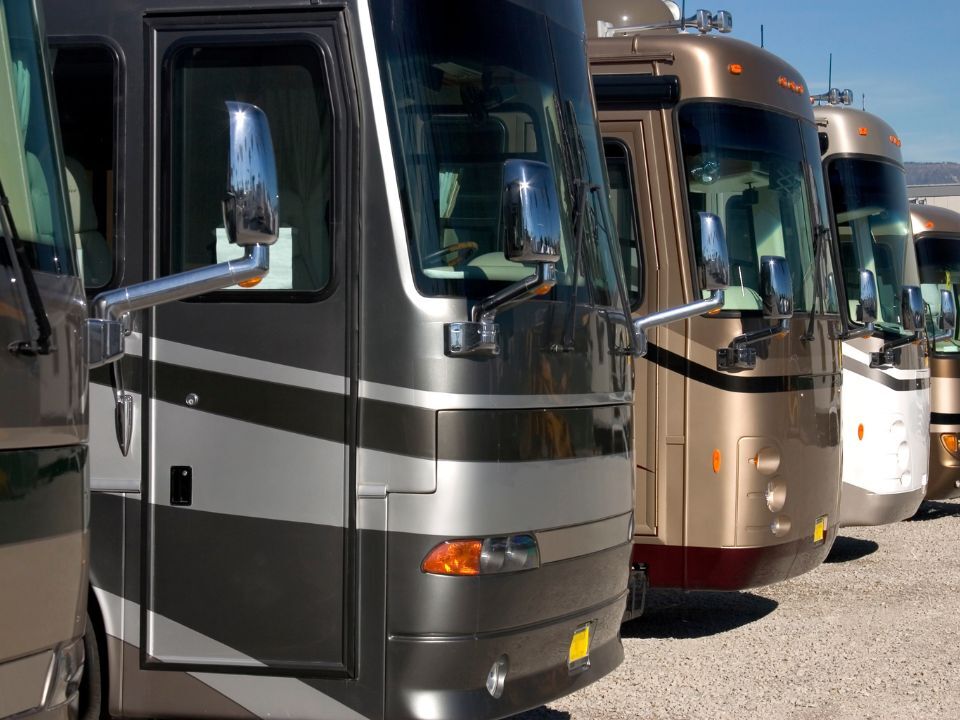 The Benefits of Having Professionals Transport Your RV