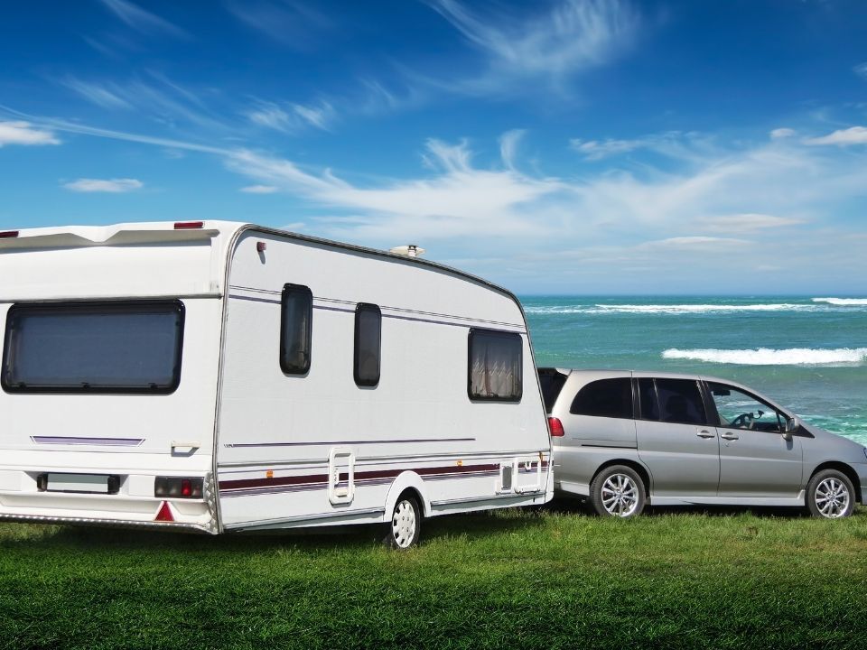 Why Snowbirds Should Hire an RV Transport Service