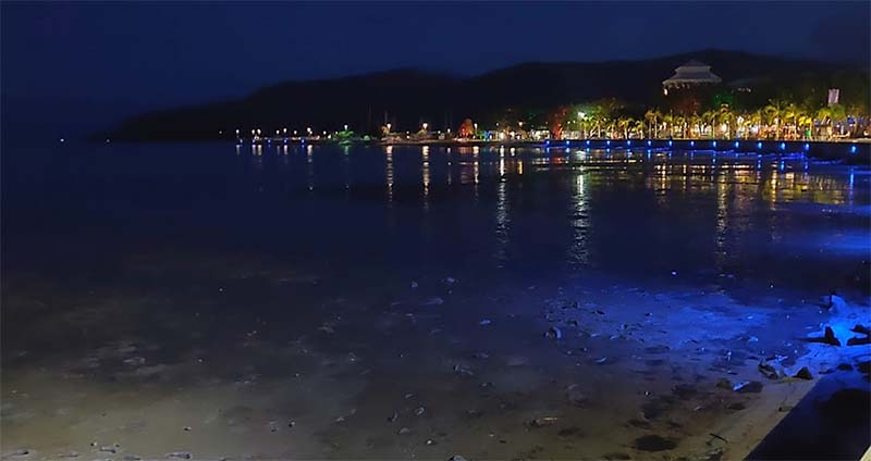 Esplanade Cairns North