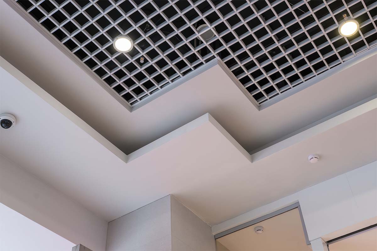 Commercial Ceiling Installer
