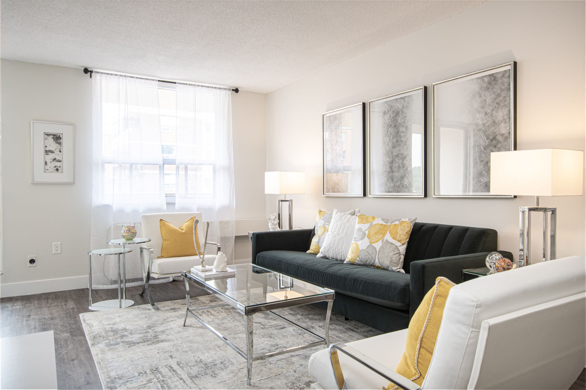 1 and 2 Bedroom Apartments 151 Hughson