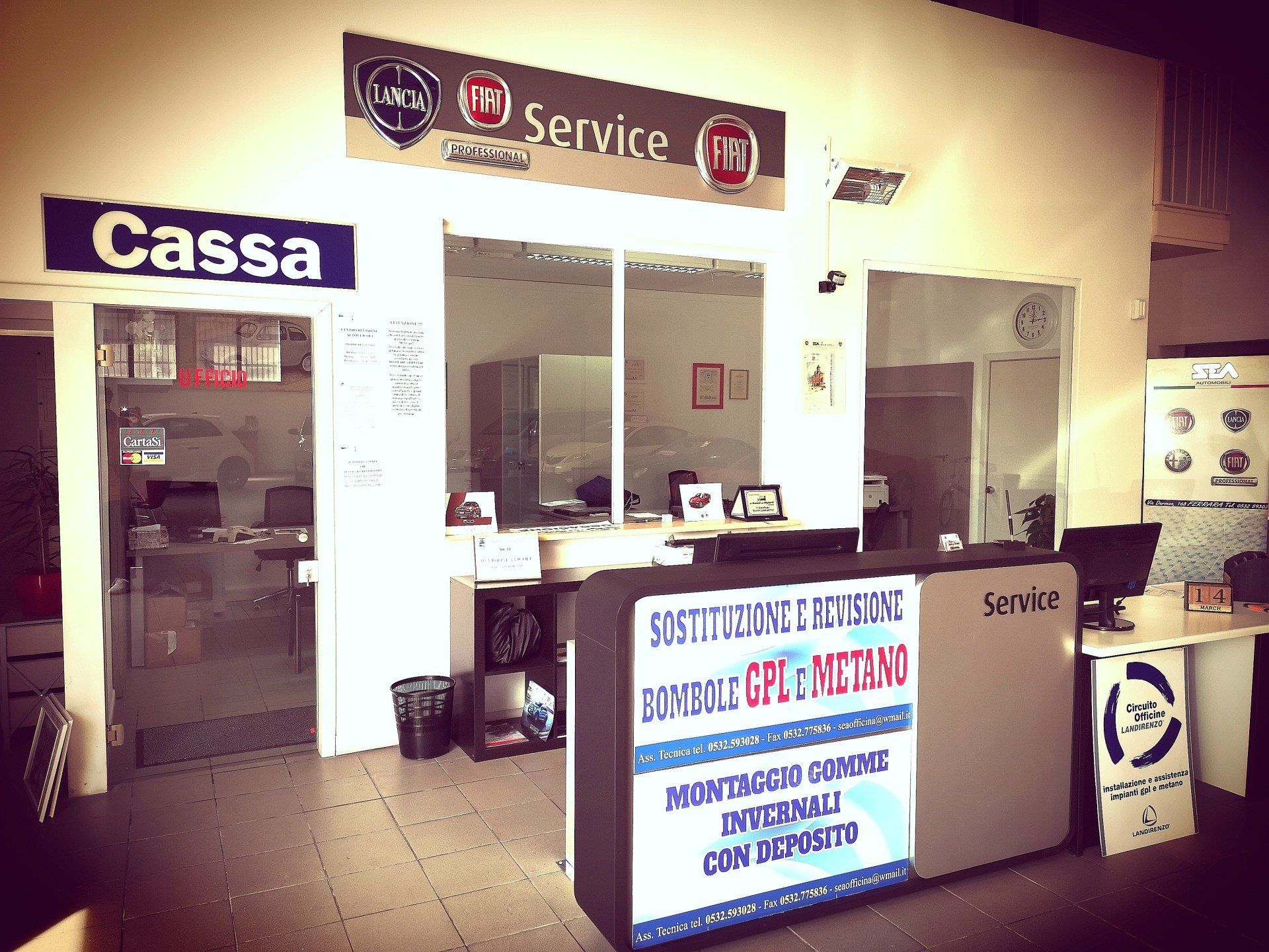 spazio interno centro revisioni