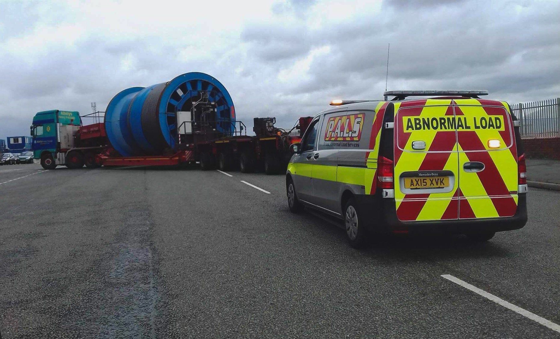 For Abnormal Load Escort Services and Pilot Cars in England, Scotland