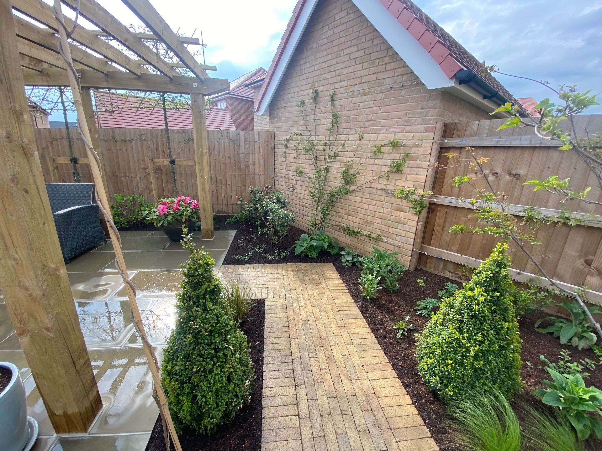 Contemporary garden design and landscaping project in Chatteris Cambridgeshire